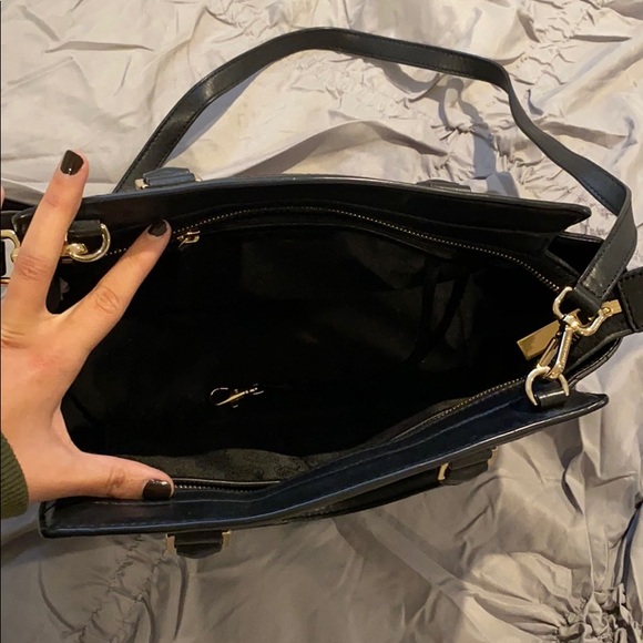 Michael Kors Bag - Picture 2 of 6